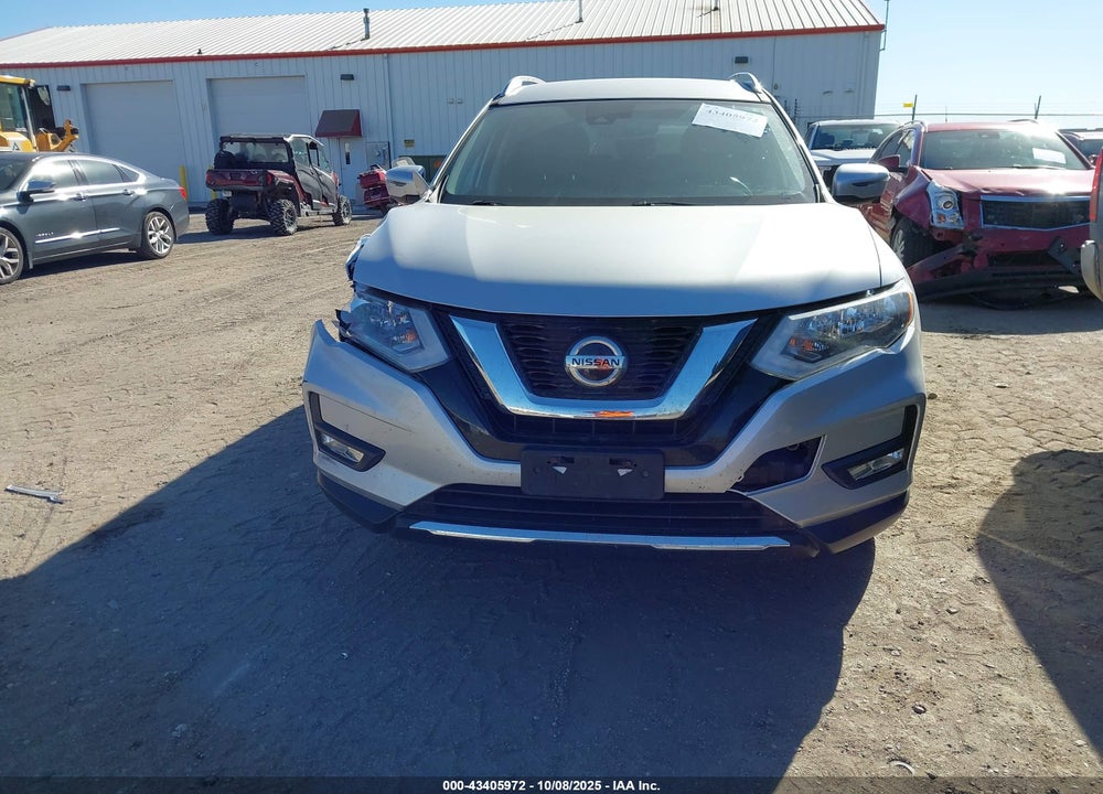 2018 NISSAN ROGUE SL VIN: JN8AT2MV6JW302179