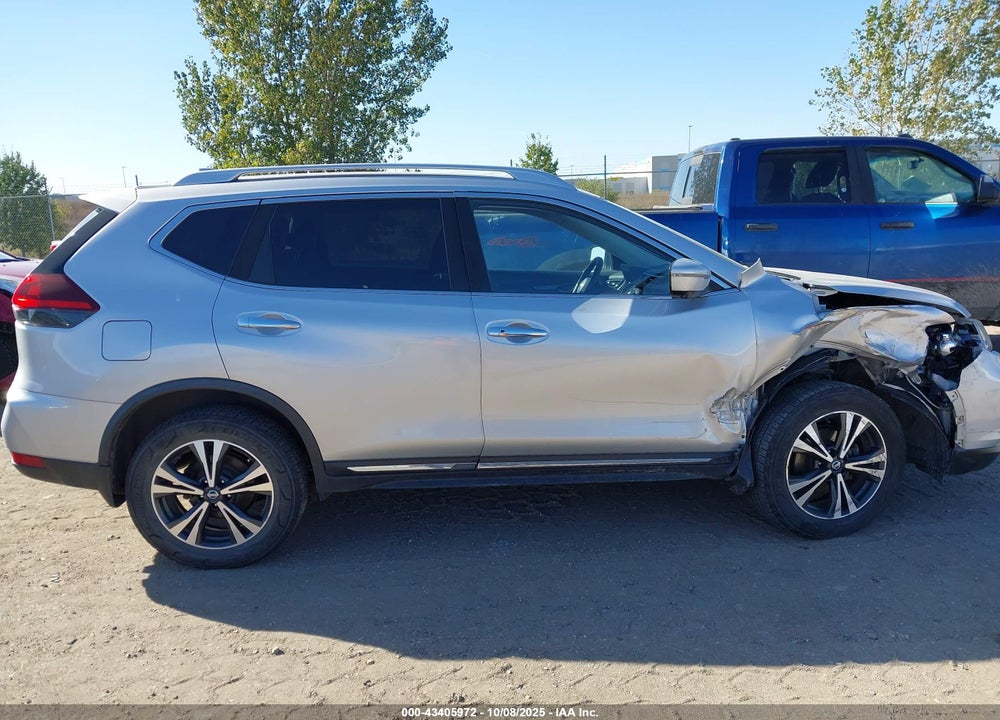 2018 NISSAN ROGUE SL VIN: JN8AT2MV6JW302179