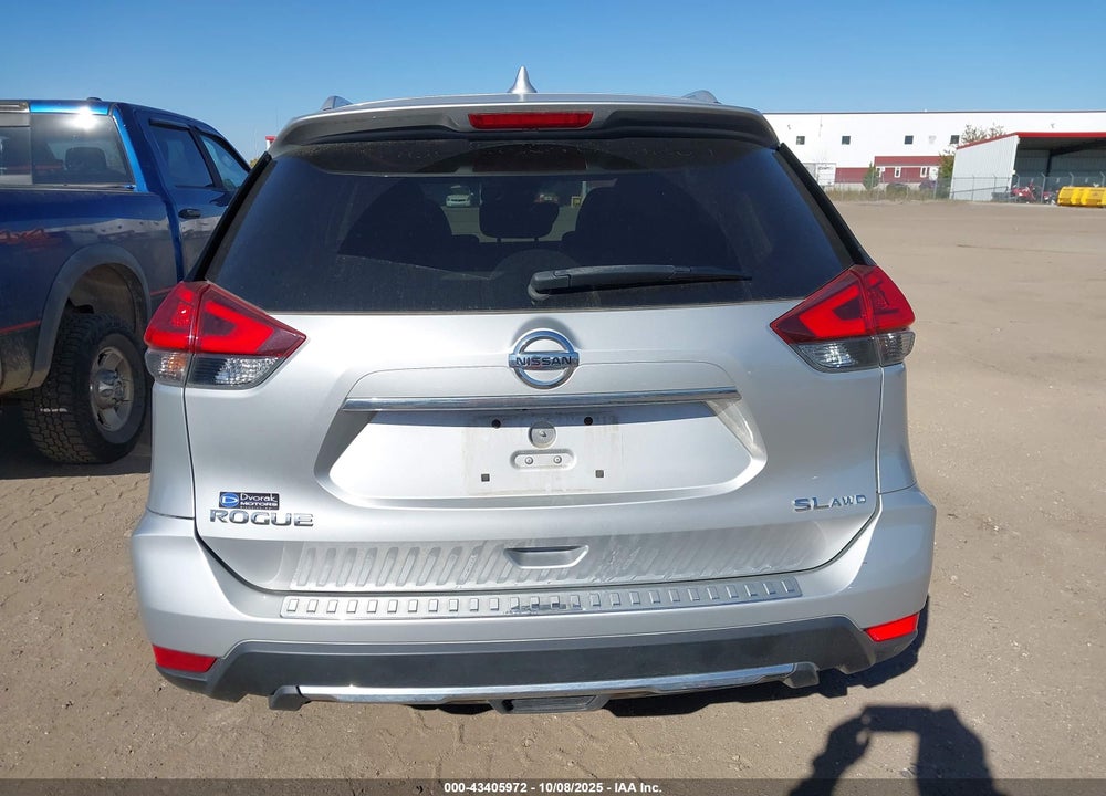 2018 NISSAN ROGUE SL VIN: JN8AT2MV6JW302179