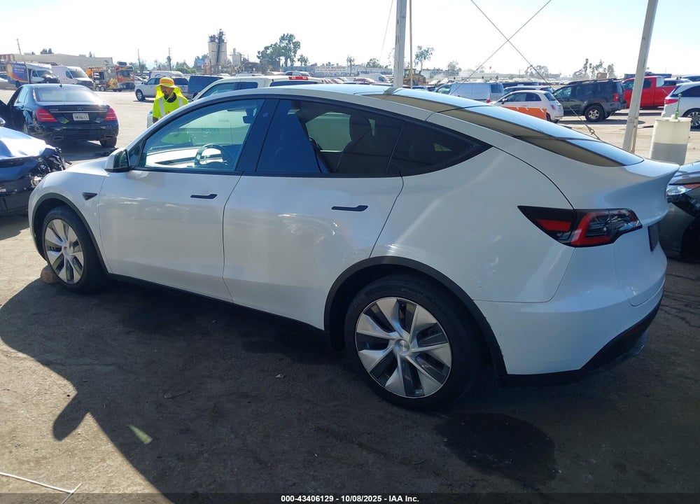 2020 TESLA MODEL Y VIN: 5YJYGDEE2LF053962