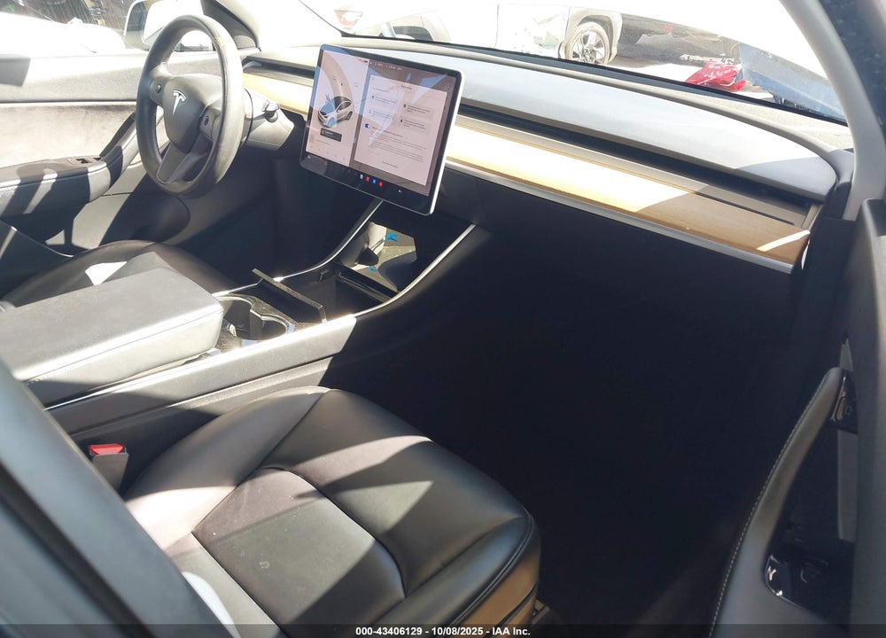 2020 TESLA MODEL Y VIN: 5YJYGDEE2LF053962