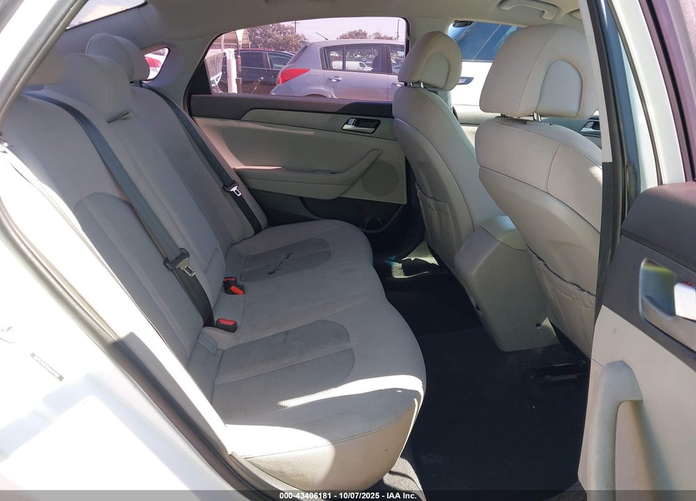 2017 HYUNDAI SONATA VIN: 5NPE24AF9HH441456