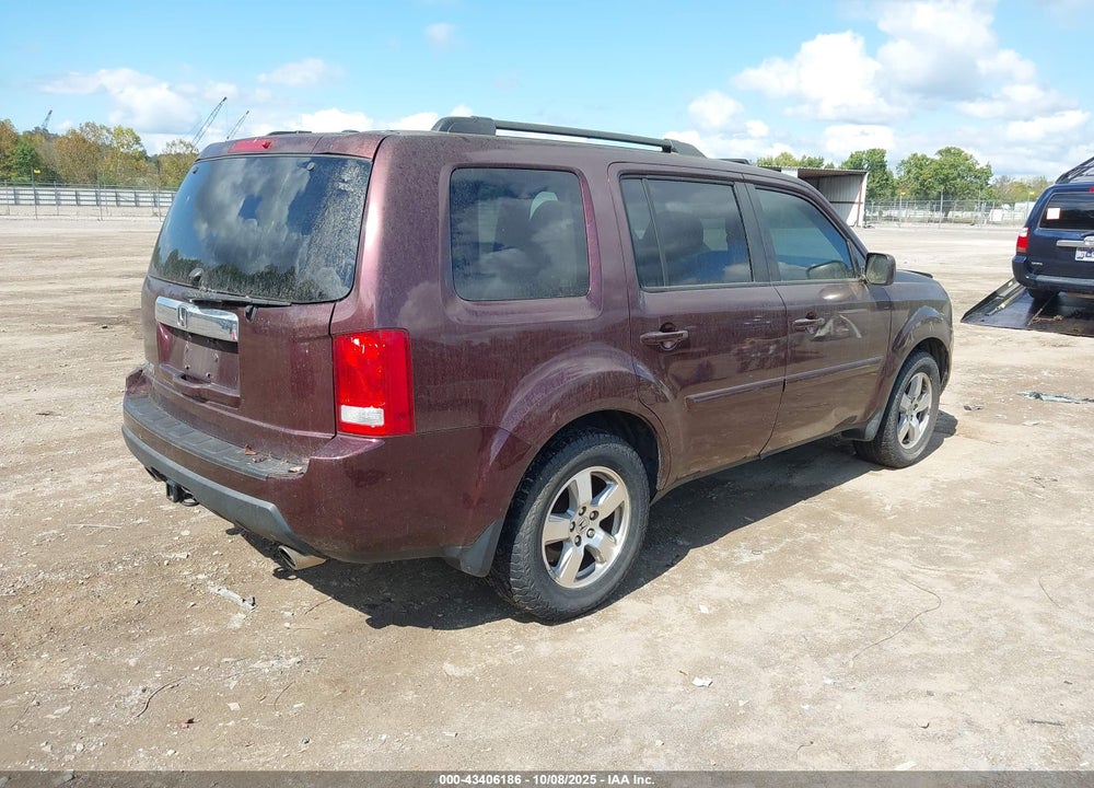 2011 HONDA PILOT VIN: 5FNYF3H67BB036025