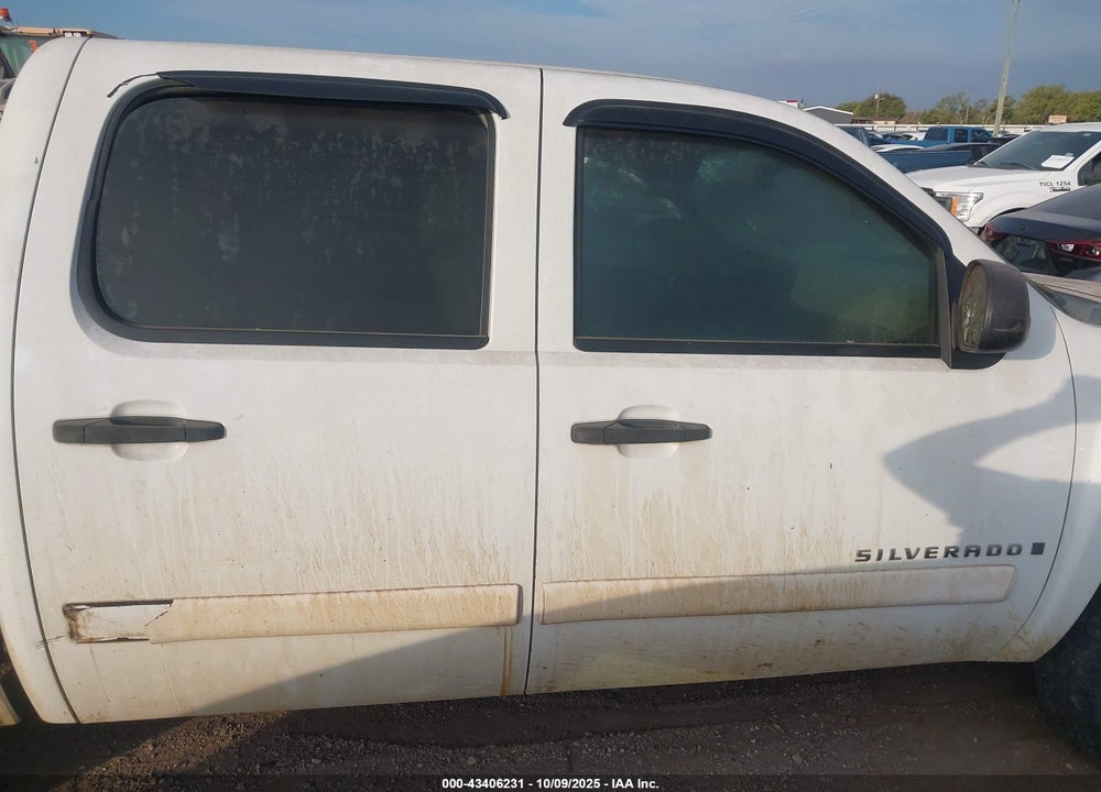 2007 CHEVROLET SILVERADO 1500 LT1 VIN: 2GCEK13M571573155