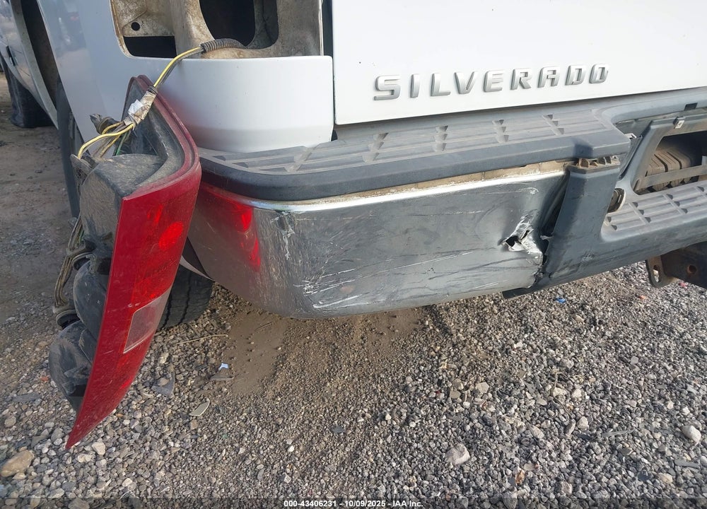 2007 CHEVROLET SILVERADO 1500 LT1 VIN: 2GCEK13M571573155