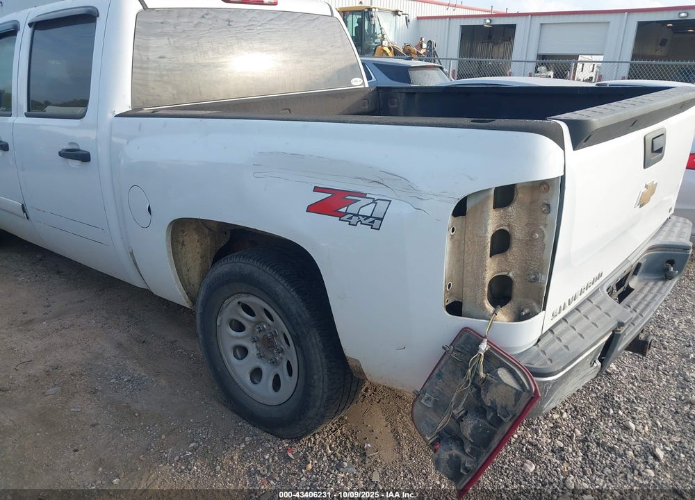 2007 CHEVROLET SILVERADO 1500 LT1 VIN: 2GCEK13M571573155