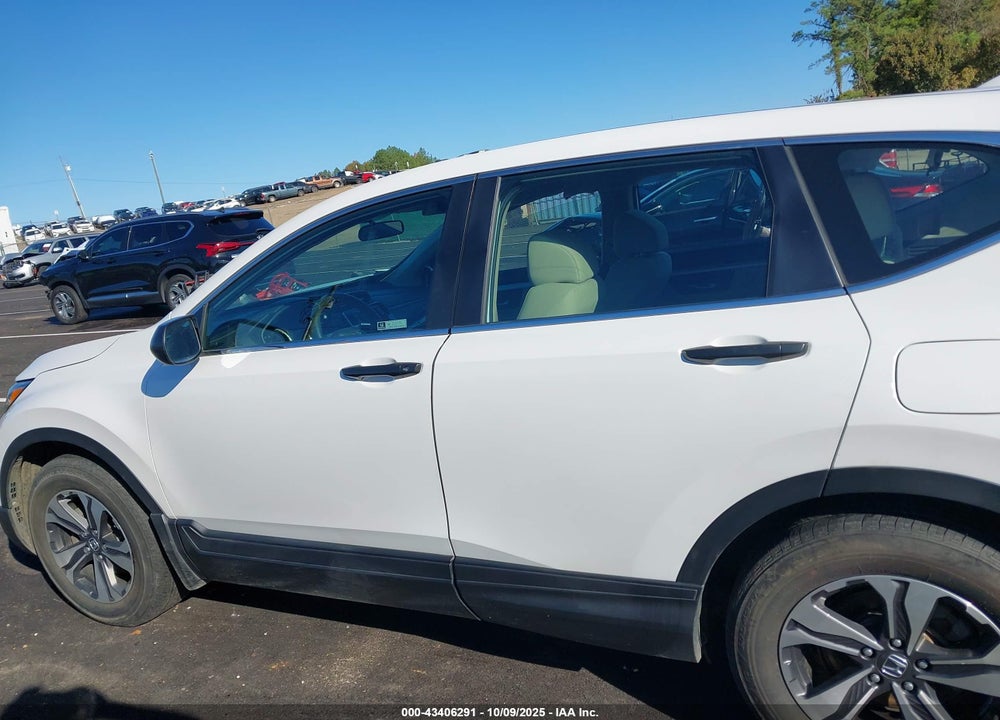 2019 HONDA CR-V LX VIN: 2HKRW5H35KH420280