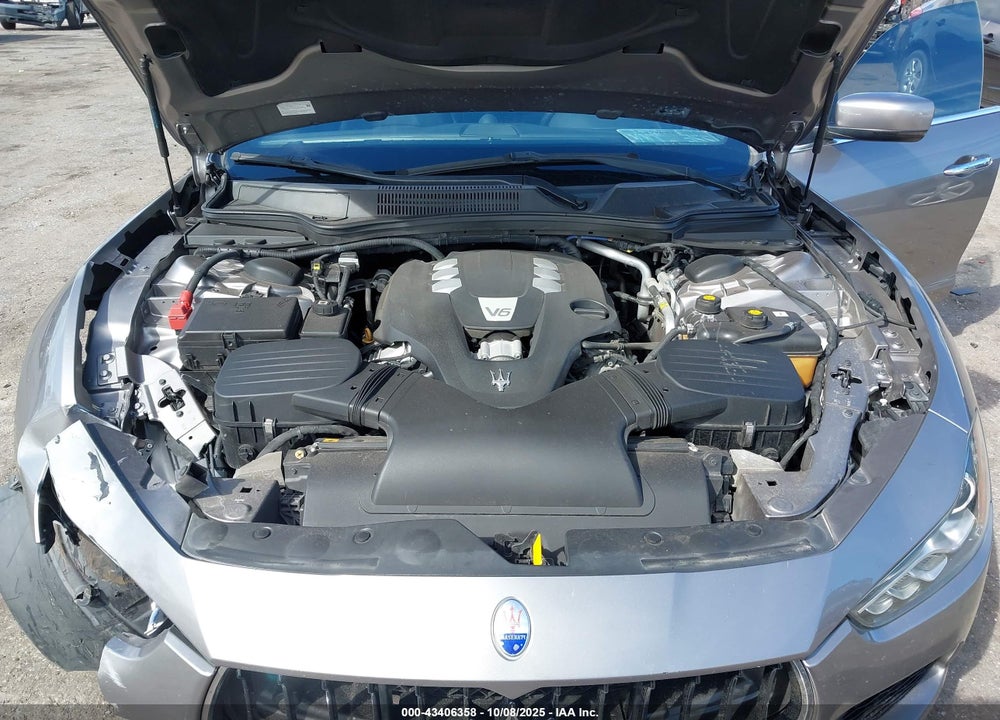 2015 MASERATI GHIBLI VIN: ZAM57XSA2F1162114