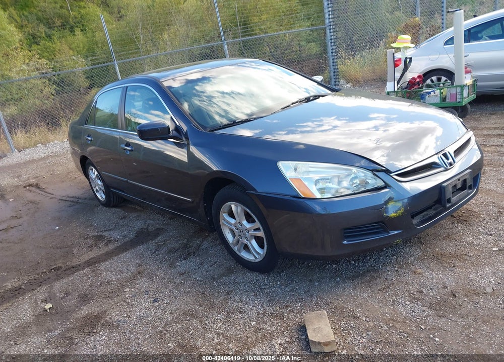 2007 HONDA ACCORD 2.4 EX VIN: 1HGCM56717A025496