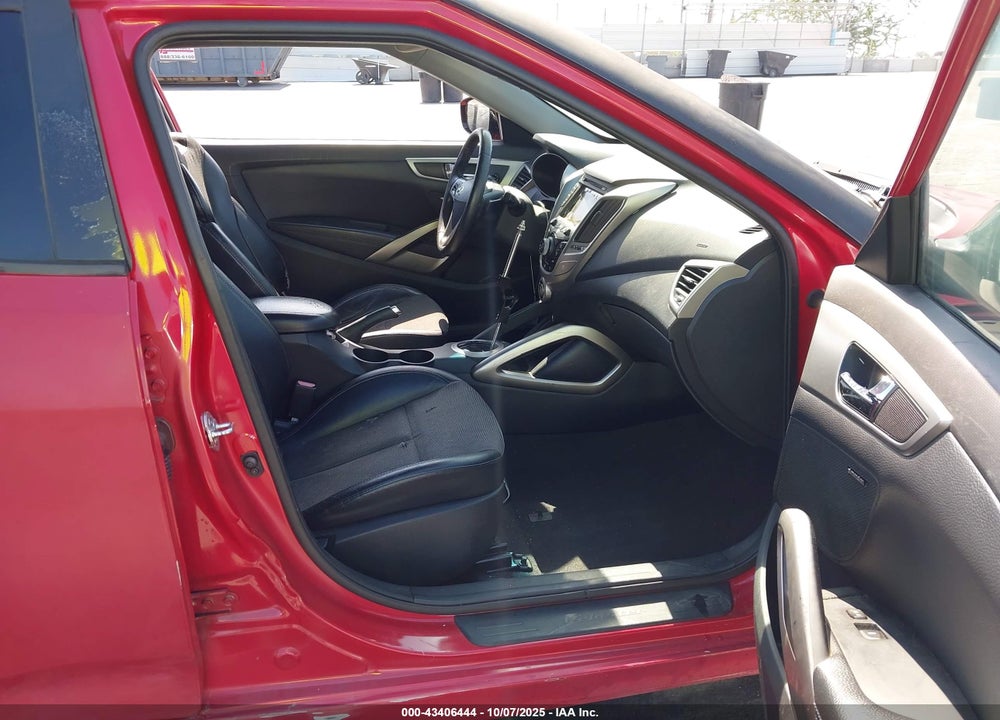 2013 HYUNDAI VELOSTER VIN: KMHTC6AD4DU101917