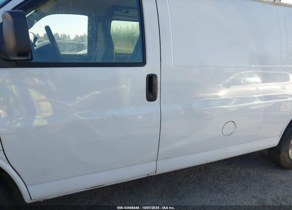 2007 CHEVROLET EXPRESS WORK VAN VIN: 1GCFG15X171119021