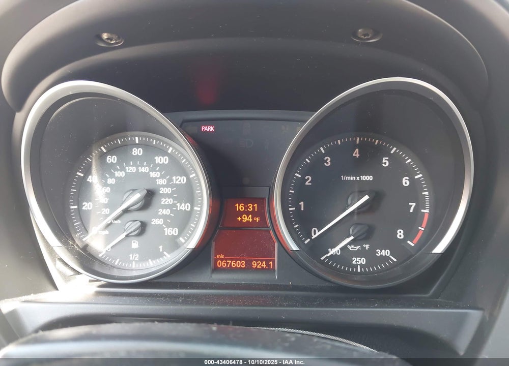 2014 BMW Z4 VIN: WBALM7C51EE386243