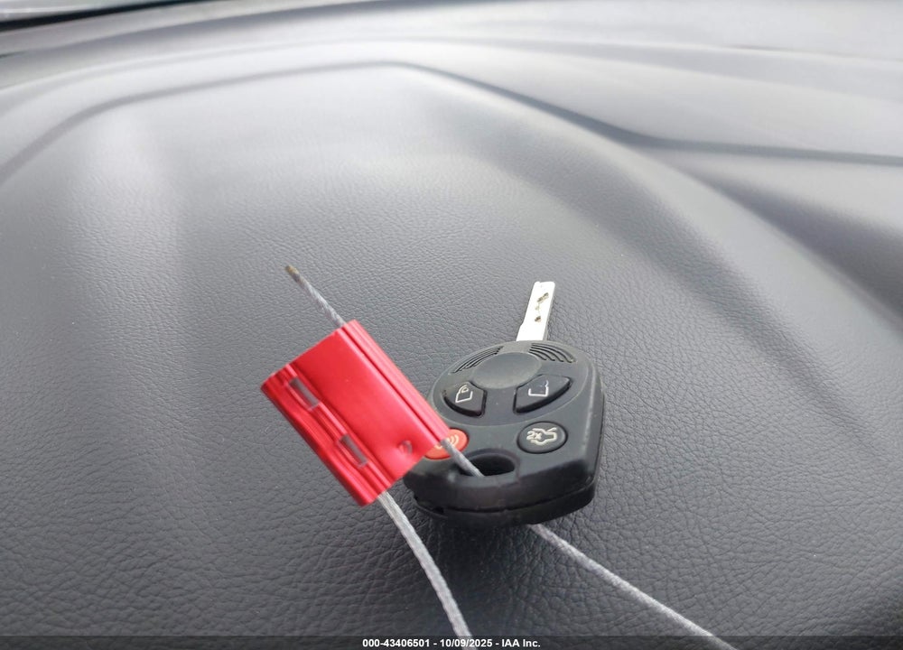 2014 FORD FOCUS SE VIN: 1FADP3K28EL391150