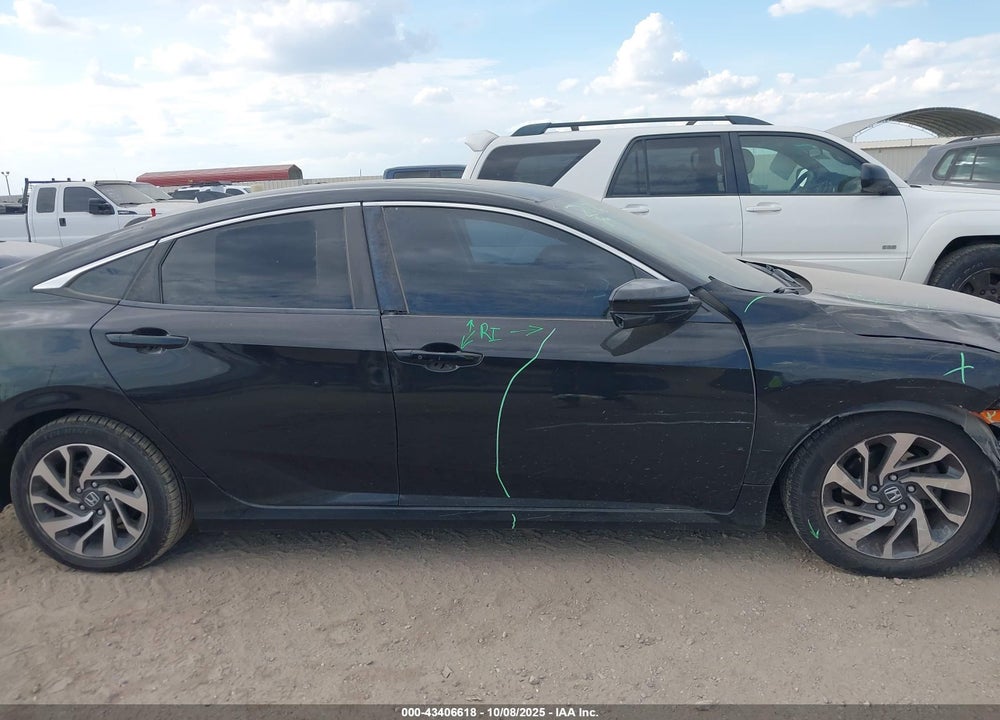 2018 HONDA CIVIC EX VIN: 2HGFC2F74JH542606
