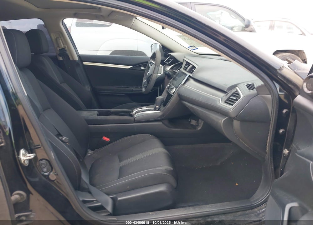 2018 HONDA CIVIC EX VIN: 2HGFC2F74JH542606