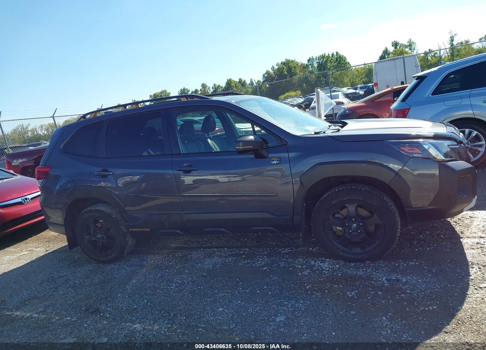 2023 SUBARU FORESTER VIN: JF2SKAMC3PH439543