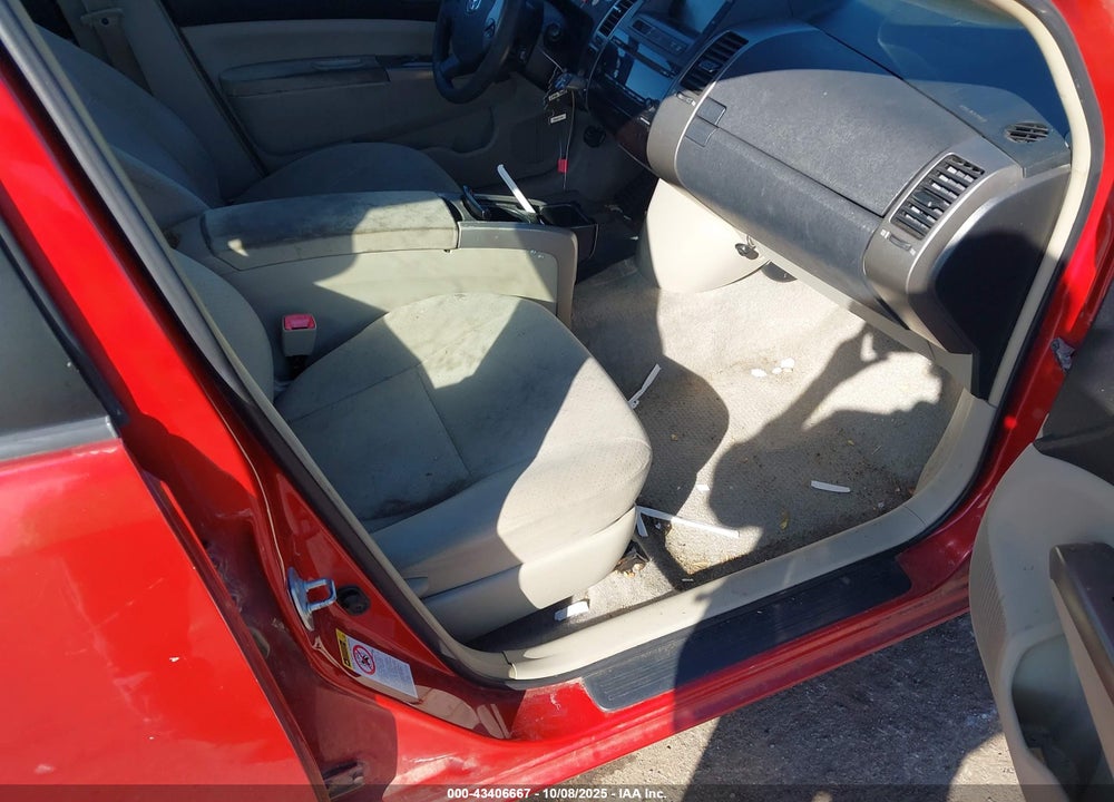 2008 TOYOTA PRIUS TOURING VIN: JTDKB20U287717472