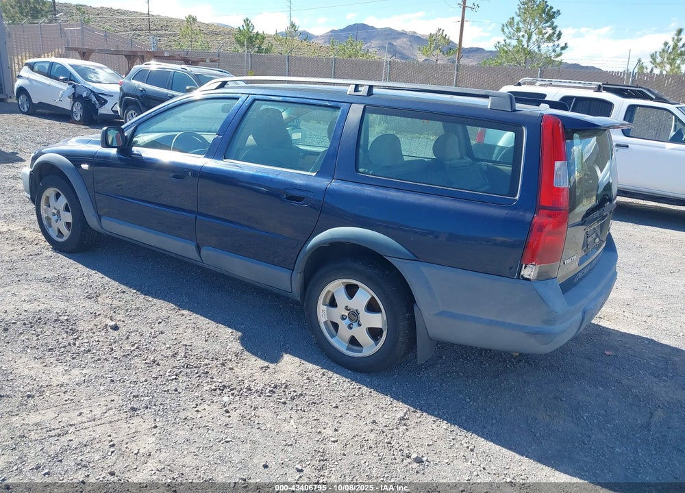 2001 VOLVO V70 XC VIN: YV1SZ58D311023121