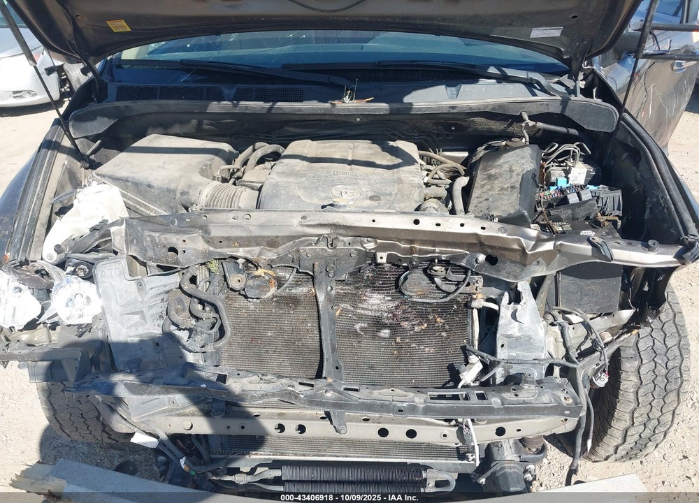 2013 TOYOTA TUNDRA LIMITED 5.7L V8 VIN: 5TFHY5F19DX290437
