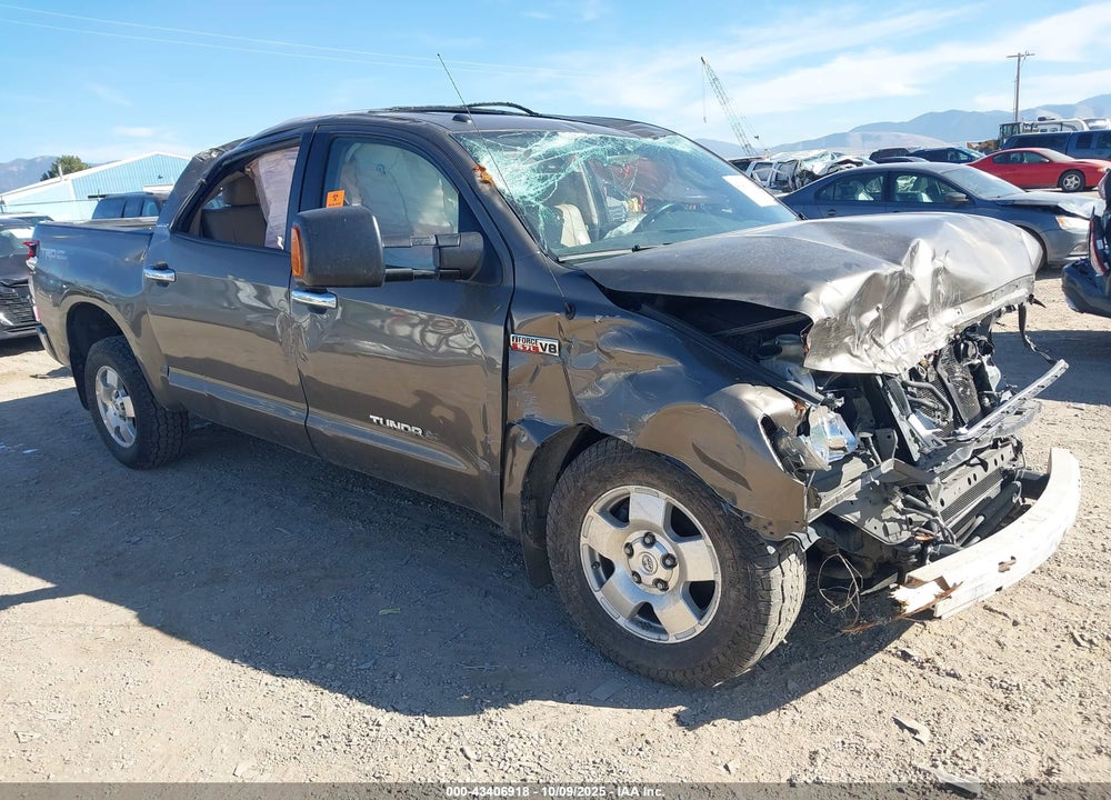 2013 TOYOTA TUNDRA LIMITED 5.7L V8 VIN: 5TFHY5F19DX290437