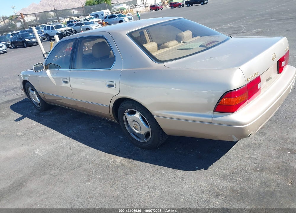 1998 LEXUS LS 400 VIN: JT8BH28F3W0116323
