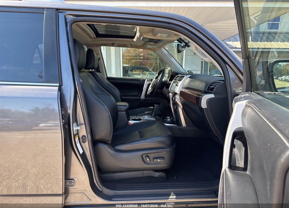 2014 TOYOTA 4RUNNER VIN: JTEBU5JR0E5164281