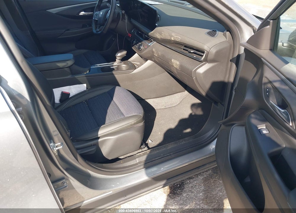 2025 BUICK ENVISTA VIN: KL47LAEP8SB084894