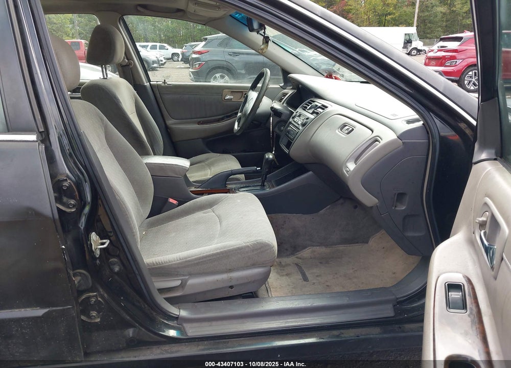 1998 HONDA ACCORD EX V6 VIN: 1HGCG1659WA010550