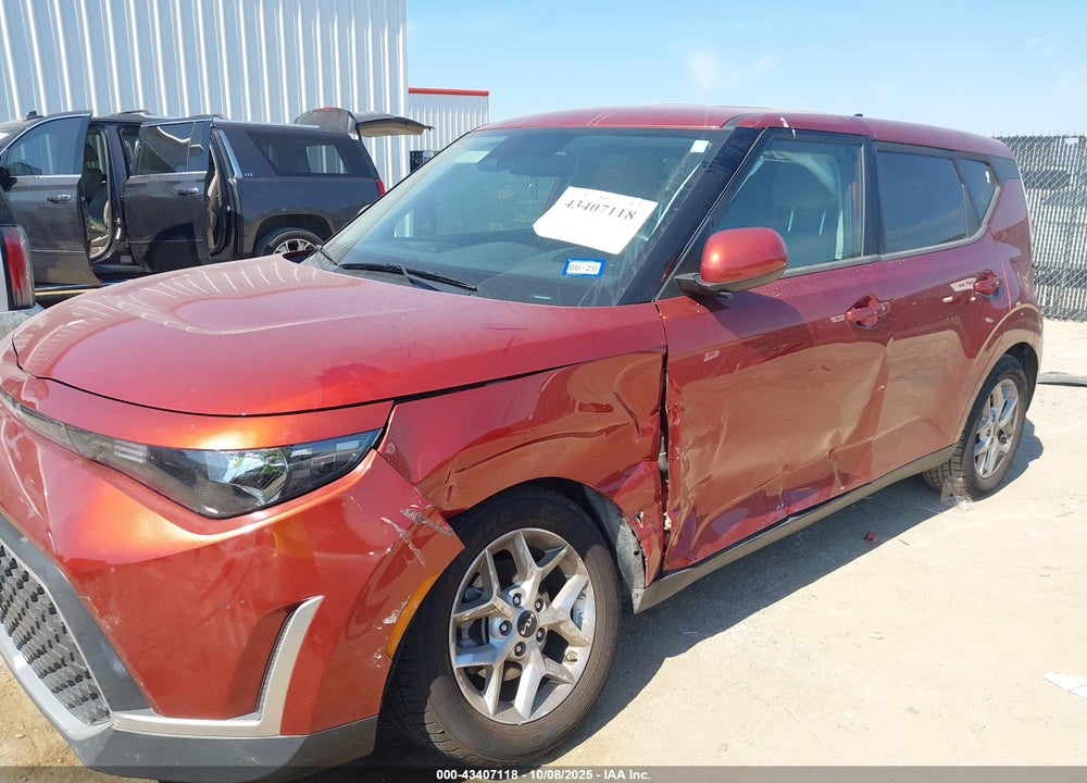2023 KIA SOUL LX VIN: KNDJ23AU3P7860266