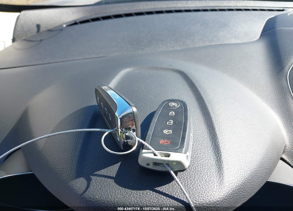 2016 FORD ESCAPE VIN: 1FMCU0JX0GUC80790