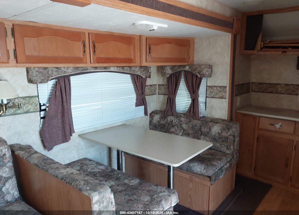 2007 FOREST RIVER 29FKSS VIN: 4X4TWDE237A239635