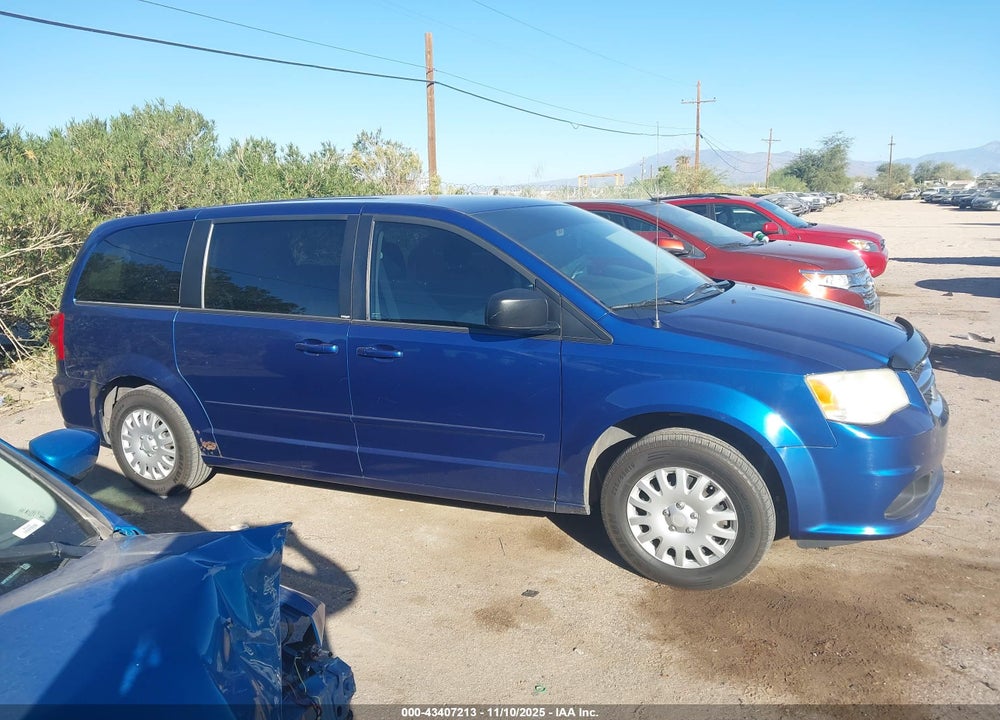 2011 DODGE GRAND CARAVAN EXPRESS VIN: 2D4RN4DG7BR767539