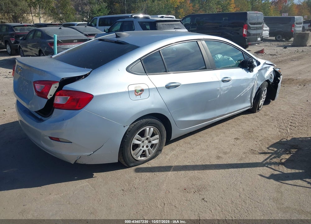 2017 CHEVROLET CRUZE VIN: 1G1BC5SMXH7143160
