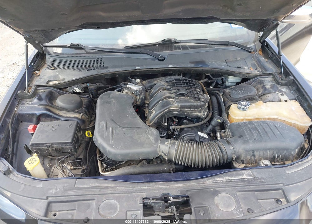 2012 CHRYSLER 300 VIN: 2C3CCACG4CH223083