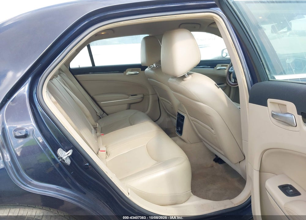 2012 CHRYSLER 300 VIN: 2C3CCACG4CH223083