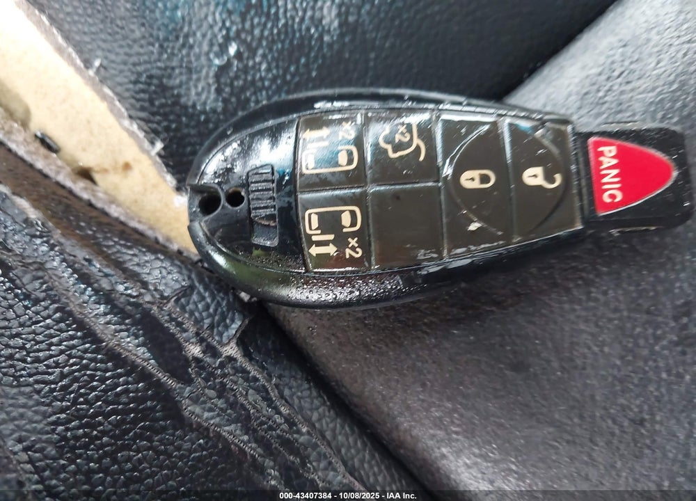 2015 CHRYSLER TOWN & COUNTRY TOURING VIN: 2C4RC1BG7FR626903