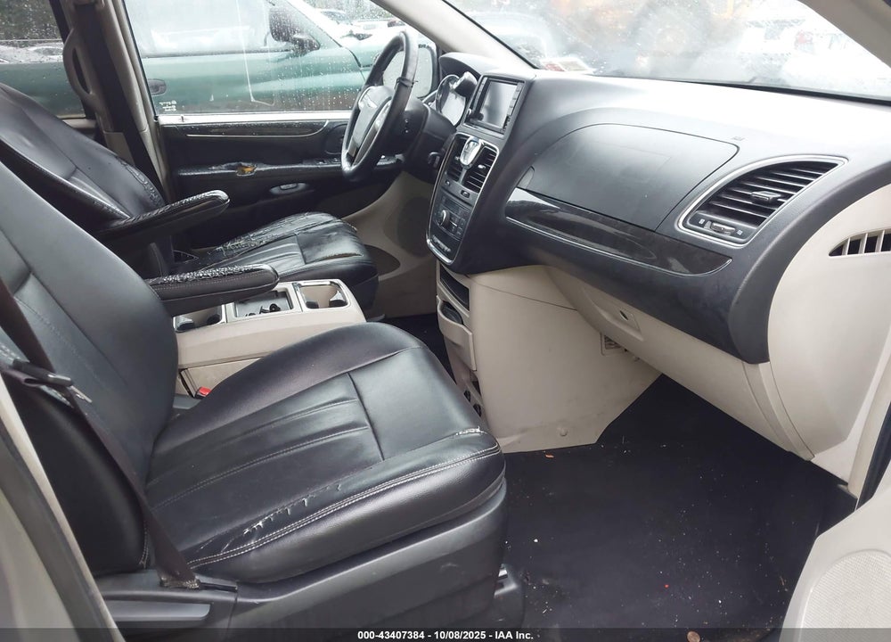2015 CHRYSLER TOWN & COUNTRY TOURING VIN: 2C4RC1BG7FR626903