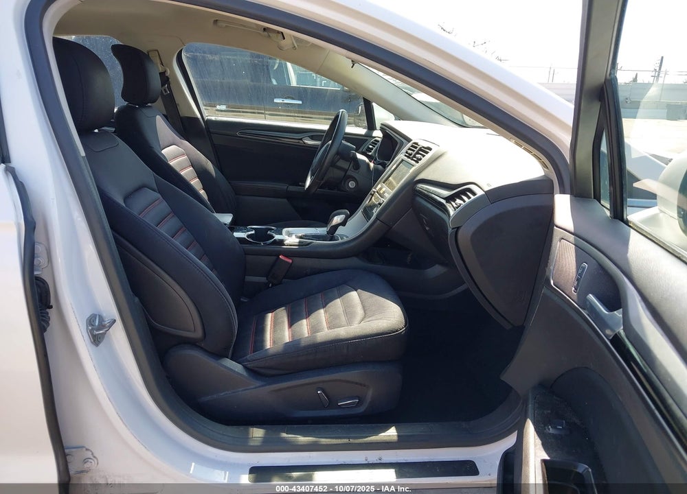 2015 FORD FUSION VIN: 3FA6P0HD9FR161071