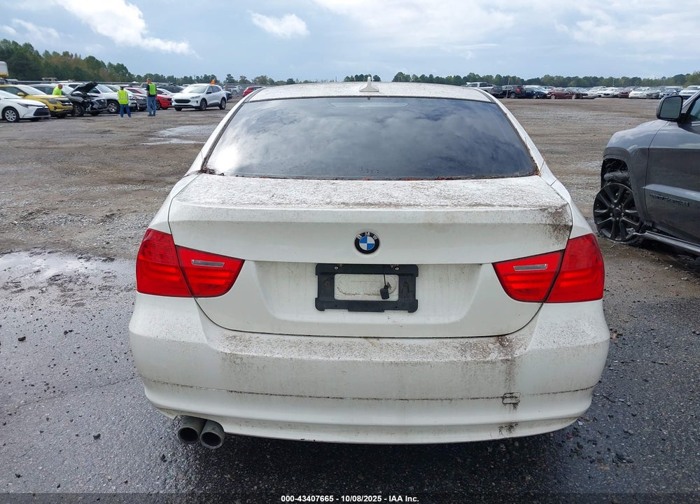 2011 BMW 3 SERIES VIN: WBAPK5G52BNN27113