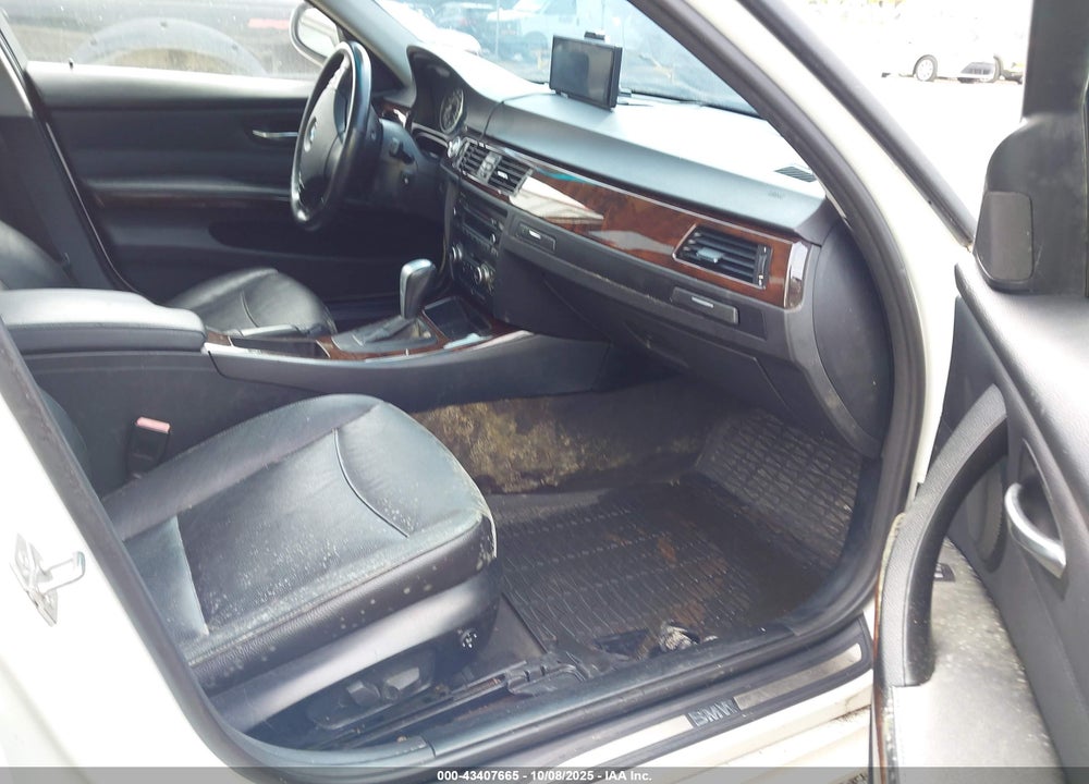2011 BMW 3 SERIES VIN: WBAPK5G52BNN27113