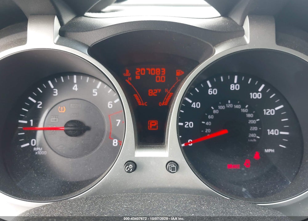 2011 NISSAN JUKE VIN: JN8AF5MR5BT016726