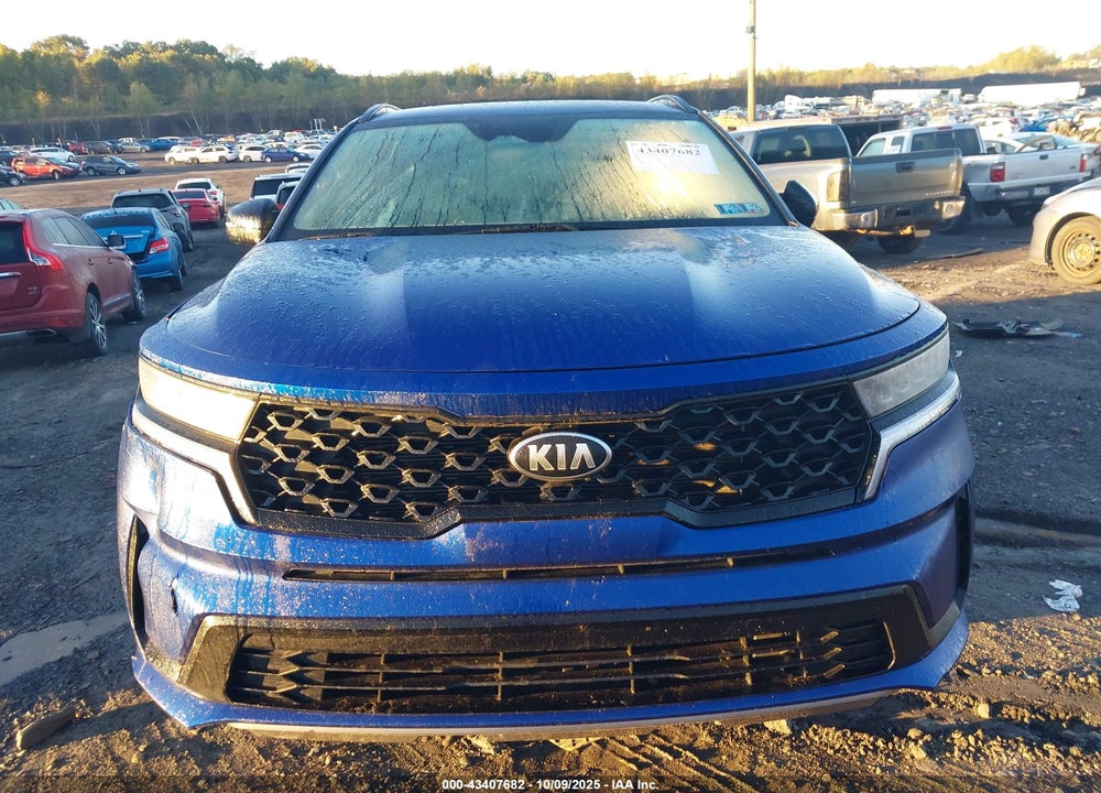 2021 KIA SORENTO VIN: 5XYRL4LC8MG001103