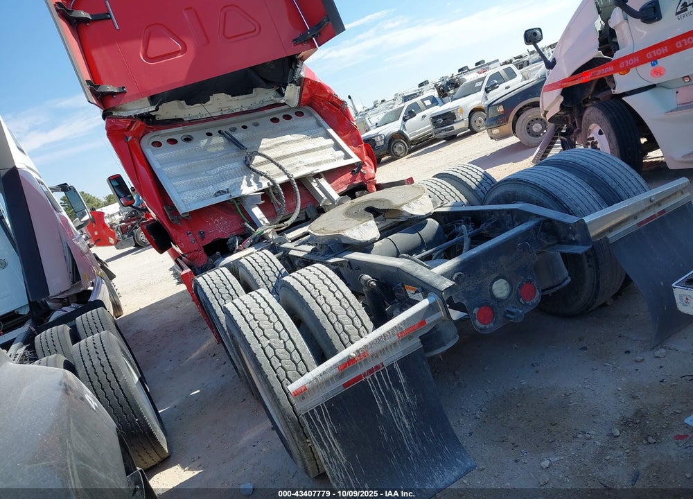 2015 FREIGHTLINER CASCADIA 125 VIN: 1FUJGLD53FLGM6014