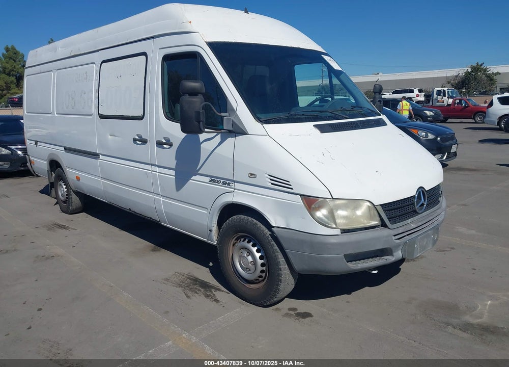 2006 FREIGHTLINER SPRINTER 2500 VIN: WDYPD744565900112