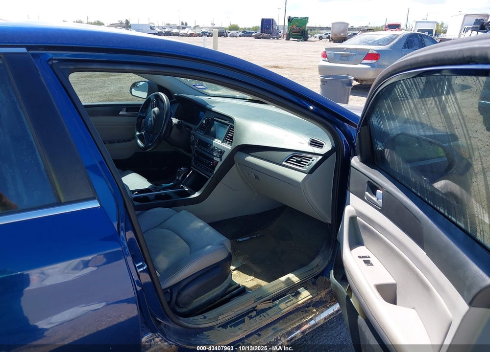 2017 HYUNDAI SONATA SPORT VIN: 5NPE34AF1HH472455