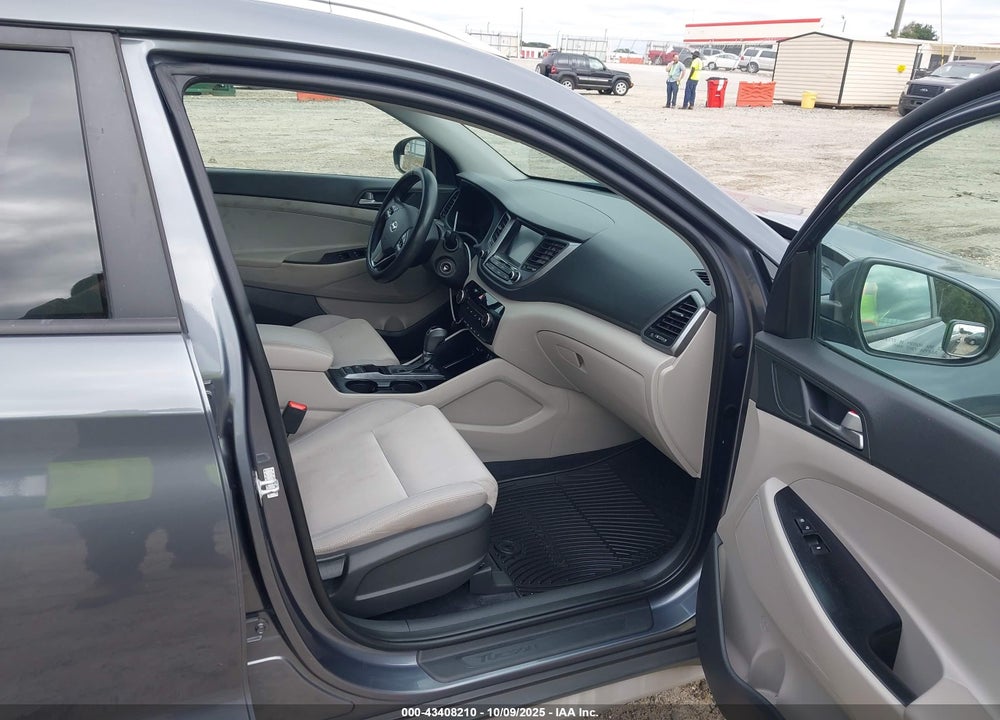 2018 HYUNDAI TUCSON SEL VIN: KM8J33A4XJU597484