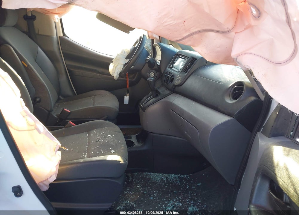 2019 NISSAN NV200 S VIN: 3N6CM0KN8KK698327