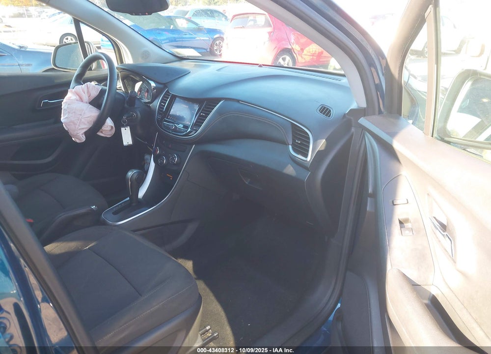 2020 CHEVROLET TRAX AWD LT VIN: KL7CJPSB5LB326965