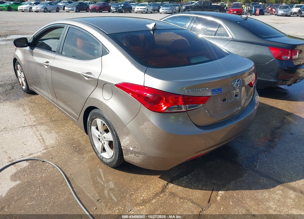2013 HYUNDAI ELANTRA GLS VIN: 5NPDH4AE8DH381021