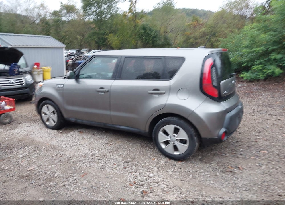 2015 KIA SOUL VIN: KNDJN2A20F7185443